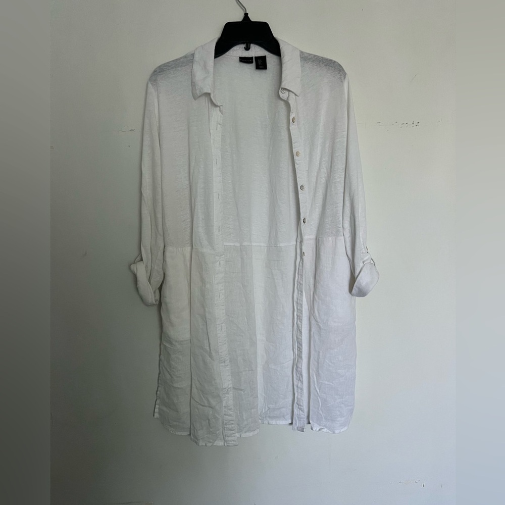 Tahari Classic White Shirt